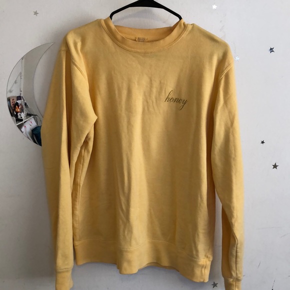 Brandy Melville yellow Honey crewneck 🍯 - Picture 2 of 8